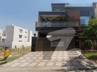 60 Ft Road Near Park Prime Location House In LDA Avenue For Sale LDA Avenue