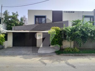 800 Sqyds Modern & Architect Built House Available For Sale in Khayaban e Bukhari DHA Phase 6, Karachi DHA Phase 6