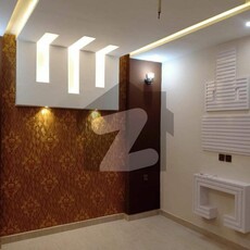 Bungalow For Rent 5 Bed Rooms 2 Kitchen With Maid Room Out Class Location Gulshan-e-Iqbal Block 8
