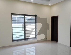 Centrally Located Upper Portion In G-13/2 Is Available For rent G-13/2