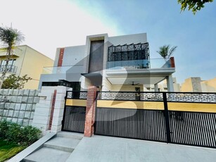 ONE KANAL BEAUTIFULL HOUSE AVAILABLE FOR RENT IN DHA LAHORE DHA Phase 5