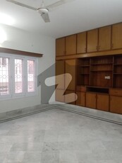 Upper Portion Avaible For Rent In I-8/4 I-8/4
