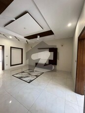 8 Marla Luxury Upper Portion For Rent In Bahria Town Lahore Bahria Town Sector B