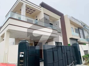 Brand new 10 Marla Beautifully Designed Modern House for Rent in DHA Phase 8 Ex Air Avenue DHA Phase 8 Ex Air Avenue