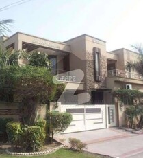 TNT Colony Satiana Road Faisalabad 20 Marla Double Storey House For Rent TECH Town (TNT Colony)