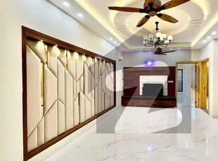 10 Marla Luxury Non Furnished House For Rent In Bahria Town Lahore Bahria Town Sector C