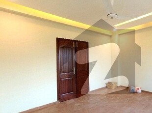 In Askari 11 - Sector D Flat Sized 10 Marla For sale Askari 11 Sector D