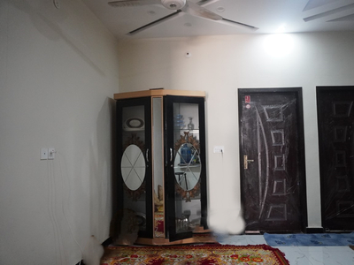 700 Ft² Flat for Sale In SITE Area, Karachi