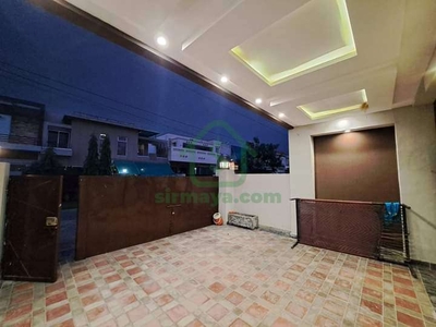 10 Marla House For Rent In Dha Phase 5 Lahore
