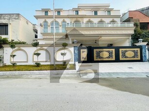 1 Kanal Modern Luxury House Available For Sale In G13 Islamabad G-13