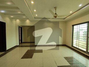 10 Marla 3 Bed Apartment On 7th Floor Available For Rent In Askari 11 Lahore Askari 11