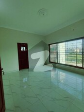 10 Marla Ground Floor For Rent Neat And Clean Portion LDA Avenue Block M