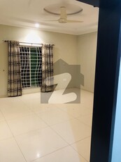 10 marla house available for rent in bahria town phase 4 Bahria Town Phase 4