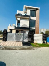 10 MARLA HOUSE FOR SALE IN BAHRIA TOWN LAHORE Bahria Town Sector C