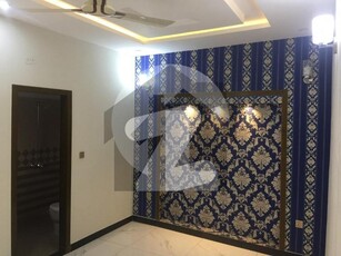 10 Marla House is Available for Rent in bahria town Lahore Bahria Town Shaheen Block