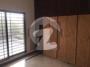 10 Marla House is Available for Rent in bahria town Lahore Bahria Town Shaheen Block