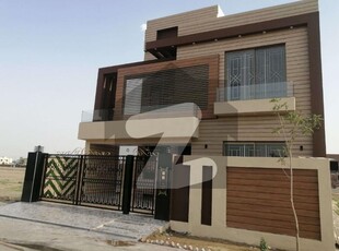 10 MARLA HOUSE WITH BASEMENT FOR SALE IN BAHRIA TOWN LAHORE Golf View Residencia