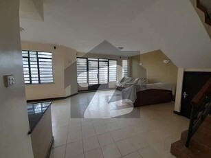 15 MARLA HOUSE IS AVAILABLE FOR RENT IN MAIN BOULEVARD GULBERG Main Boulevard Gulberg