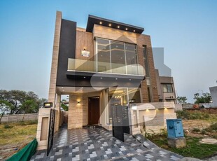 5 MARLA BRAND NEW MODERN DESIGN BUNGLOW AVAILABLE FOR SALE IN DHA 9 TOWN DHA Phase 5