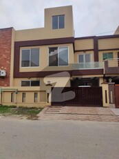 5 Marla House available for rent in Tulip Block bahria town lahore Bahria Town Tulip Block