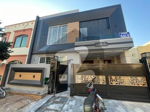 5 Marla Ideal Location Beautiful House For Sale In Ali Block Bahria Town Lahore Bahria Town Ali Block