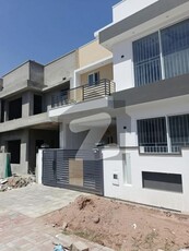 Brand New 5 Marla Elegant Excellent Interior House Available Bahria Enclave Sector B1