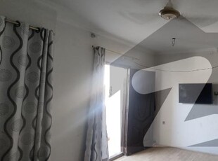 Cozy 3rd Floor Portion With Tear Garder Roof For Sale In Gulshan-E-Iqbal Block 13D-3 Gulshan-e-Iqbal Block 13/D-3