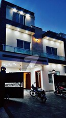 G-13 8 Marla (30X 60) Brand New Designer Luxury House For Sale Double Storey Brand New House Double Unit House Modern And Solid Construction 5Bedrooms Attached Bath 2 Tv Lounge 2 Kitchen 2 Car Porch All Basic Facilities Are Installed No Gas G-13