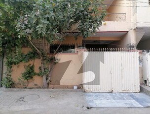 5MARLA house for sale Johar town phase 2 near emporium mall and Expo center near canal road Marbal following Johar Town Phase 2