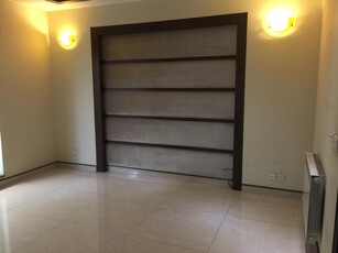 10 Marla House for Rent In Gulberg 1, Lahore