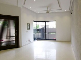 10 Marla House for Rent In Gulberg 1, Lahore