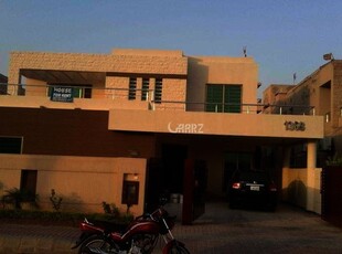 10 Marla House for Rent in Rawalpindi Bahria Town Phase-3,