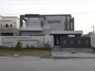 1000 Square Yard House for Rent in Karachi DHA Phase-5