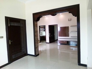 12 Marla Lower Portion for Rent in Islamabad I-8/4