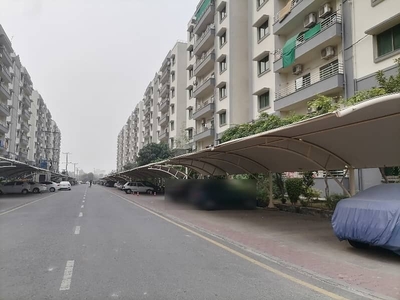 A Flat Of 10 Marla In Askari 11 - Sector B Apartments