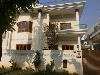 1 Kanal House for Sale in Lahore Usman Block