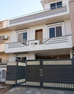 11 Marla House for Sale in Lahore Model Town