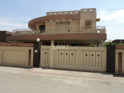 12 Marla House for Sale in Lahore Gulberg-3
