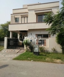 8 Marla House for Sale in Lahore Safari Villas