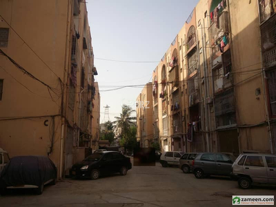 800 Square Feet Apartment for Sale in Karachi Block-17, Gulshan-e-iqbal