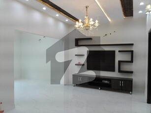 Centrally Located House In Khayaban-e-Amin Is Available For sale Khayaban-e-Amin