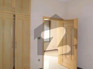 Prime Location A Centrally Located Upper Portion Is Available For rent In Islamabad I-8/3