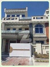 10 marla brand new house for sale in Islamabad G-13