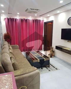 1 bedroom classic furnished appartment nearby Jasmine mall Bahria Town Jasmine Block