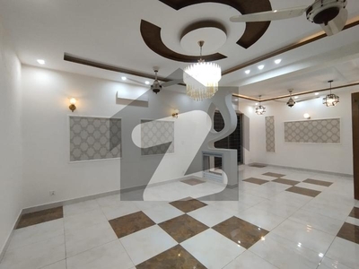 1 Kanal Beautiful & Luxury House Available For Rent DHA Phase 6 Block N