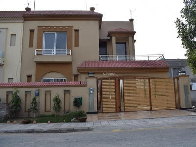 1 Kanal House for Sale in Lahore Main Boulevard Gulberg