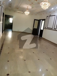 1 KANAL MODERN DESIGNE TOP LOCATION BUNGLOW FOR RENT DHA LAHORE DHA Phase 5