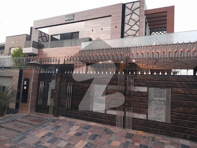 1 Kanal Modern Good Design House Available For Sale DHA Phase 4 DHA Phase 4