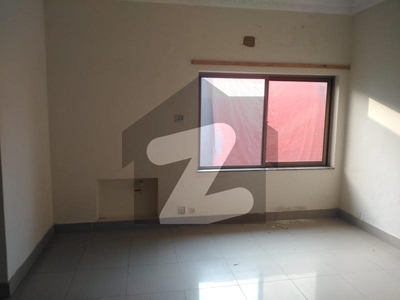 1 Kanal Separate Gate Upper Portion Is Available For Rent In Dha Phase 1 Near H Block DHA Phase 1
