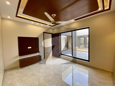 1 Kanal Upper Portion For Rent At Hot Location In Dha Phase 6 Near To Park & Commercial DHA Phase 6